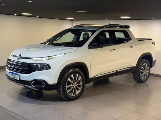 FIAT TORO 2.0 16V TURBO DIESEL VOLCANO 4WD AT9